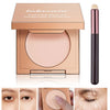 Låda och applikator av Lakerain Colored Clay CC Undereye Corrector concealer för återfuktning av mörka ringar och rodnad.