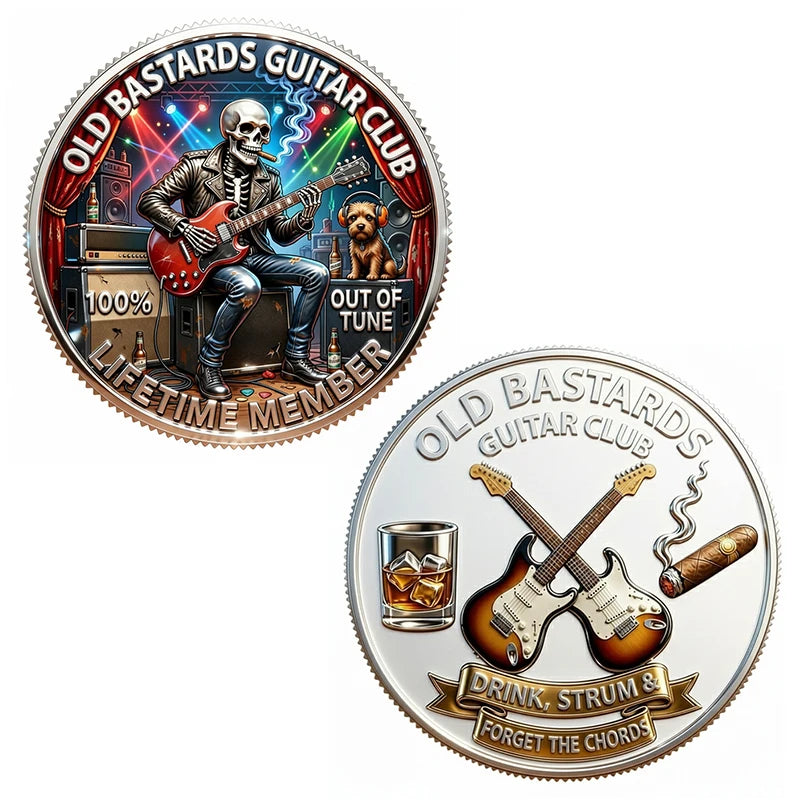 Gullbelagt utfordringsmynet med et skjelett som spiller elektrisk gitar og tekst for Old Bastards Guitar Club.