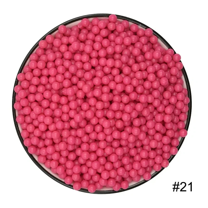 Ein Haufen von 300 pinken Wasserperlen für kreatives Spielen