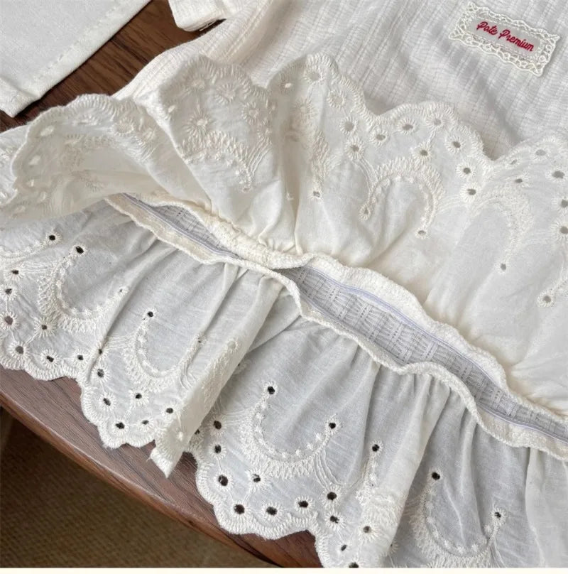 White girls cotton lace hem short sleeve tee with delicate eyelet embroidery