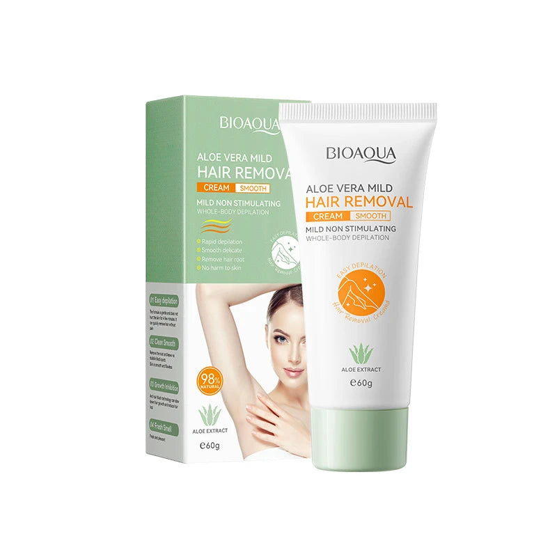 En boks og tube med Bioaqua Aloe Vera Mild Hårfjerningskrem for glatt hårfjerning.