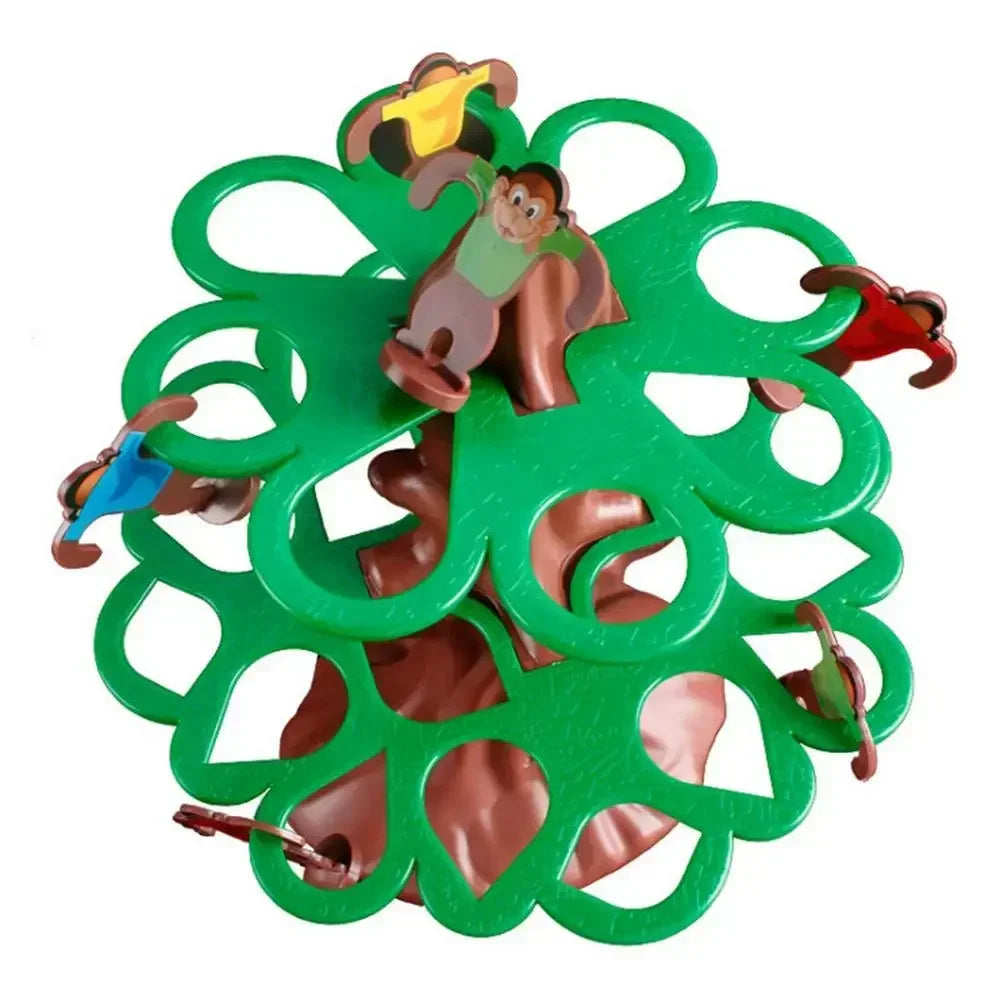 Juego de mesa de árbol de escalada de madera con figura de mono y elementos verdes.