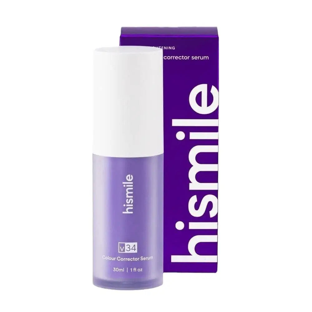 En flaske Hismile corrector serum i lilla emballasje med hvit kork.