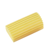 Esponja limpiadora de PVA amarilla y rectangular con estrías paralelas.