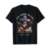 Svart t-skjorte med patriotisk ørnedesign og amerikansk flagg, teksten Faith Freedom 250 Years 1776-2026