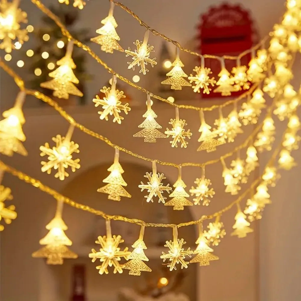سلسلة أضواء كريسماس LED ذهبية تعمل بالبطارية، بتصميم زينة ندفة ثلج وشجرة معلقة