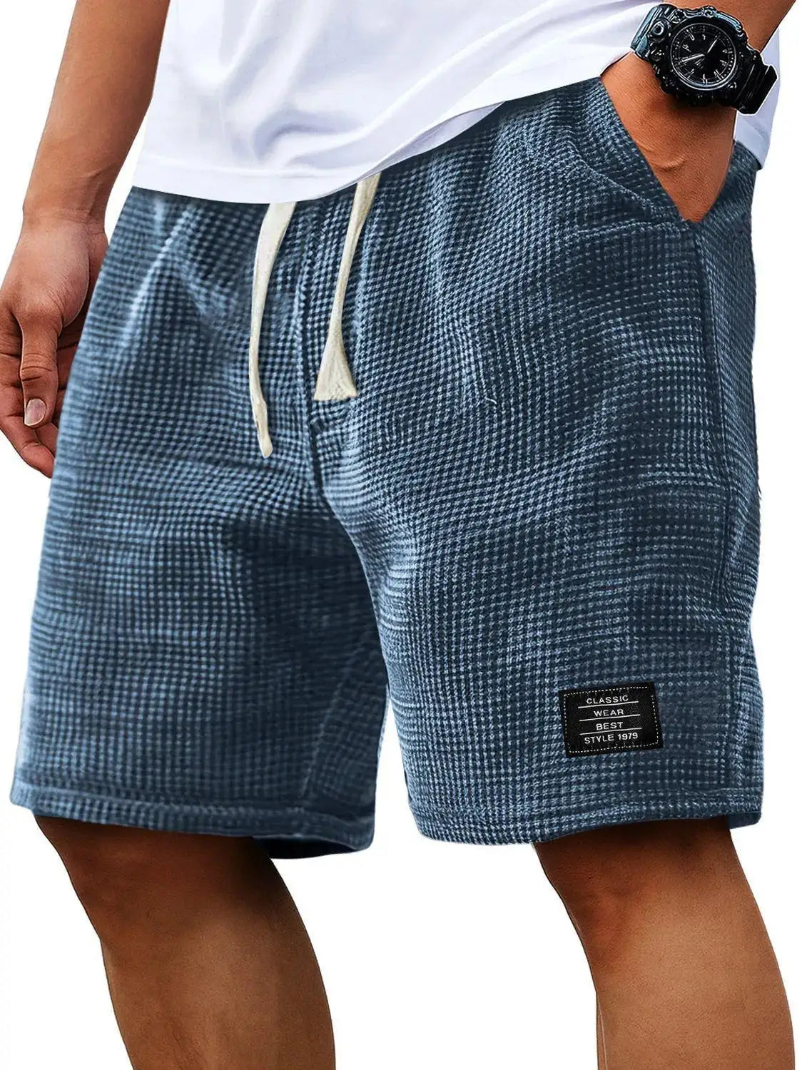Shorts casual de hombre con textura waffle y cordón, en tela gris azul oscuro