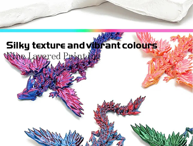 Primer plano de una figura de dragón articulada impresa en 3D, textura sedosa y colores vibrantes.