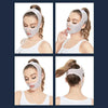 Mujer usando una banda de elevación facial plateada para contorno de mandíbula en varios ángulos.