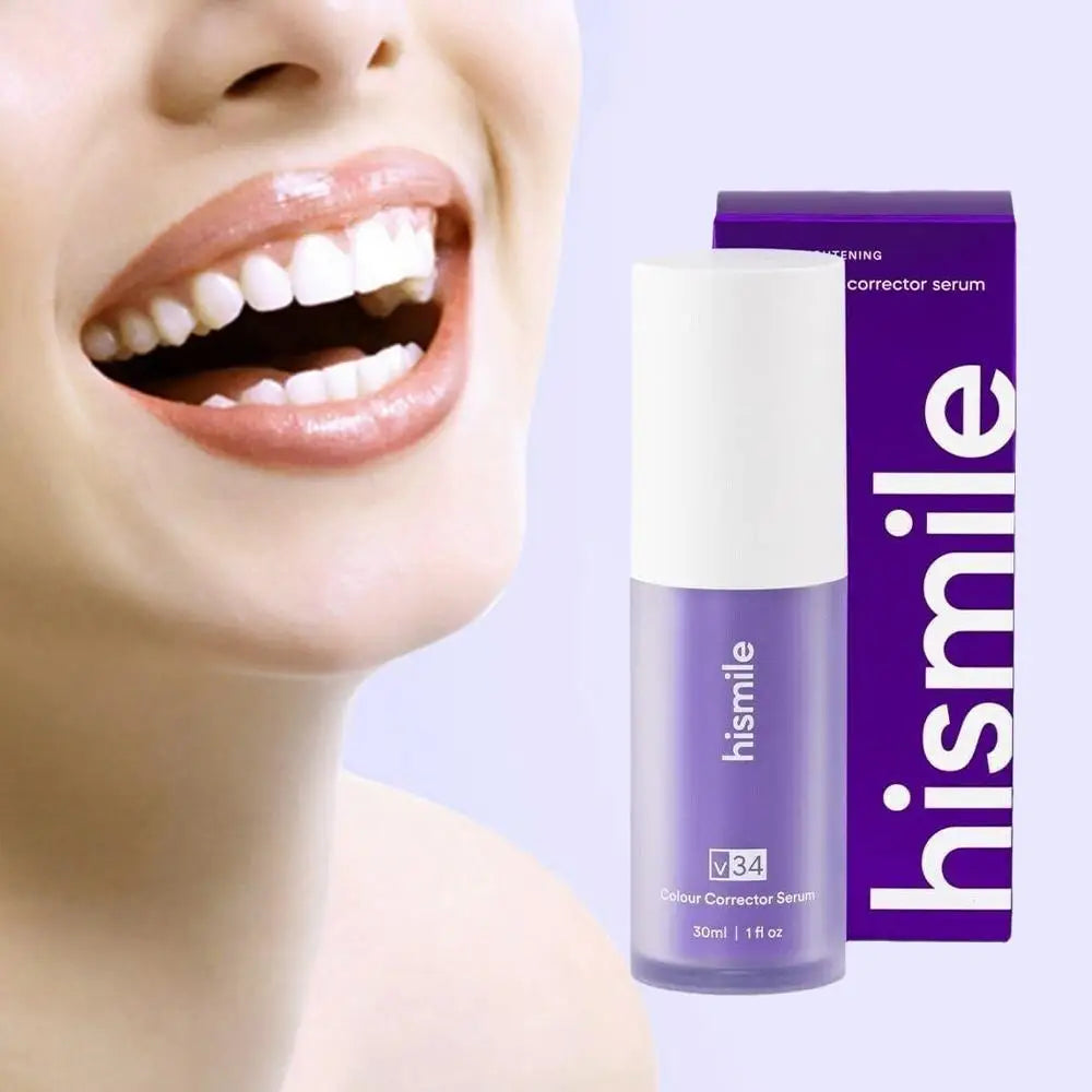 En flaske hismile Colour Corrector Serum ved siden av lilla emballasje.