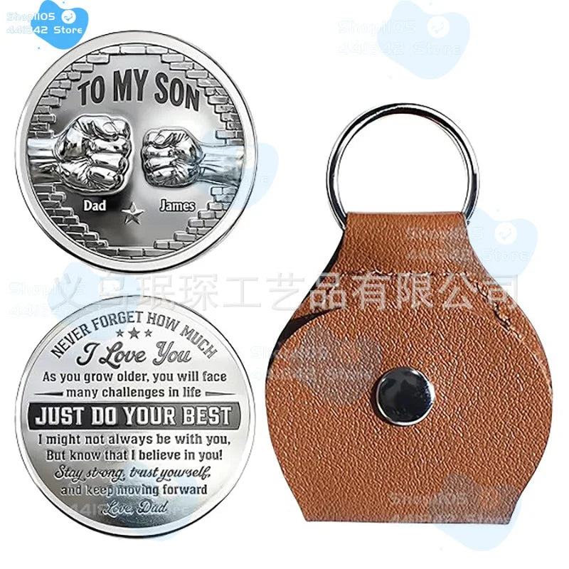 Pièce personnalisée gravée 'À mon fils' et 'Je t’aime' sur porte-clés en cuir.