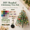 DIY-perlesett til juletre med perler, ornamenter og monteringsdeler for julepynt.