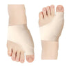 Dispositivo corrector y separador de dedos de silicona beige mostrado en mano y pie.