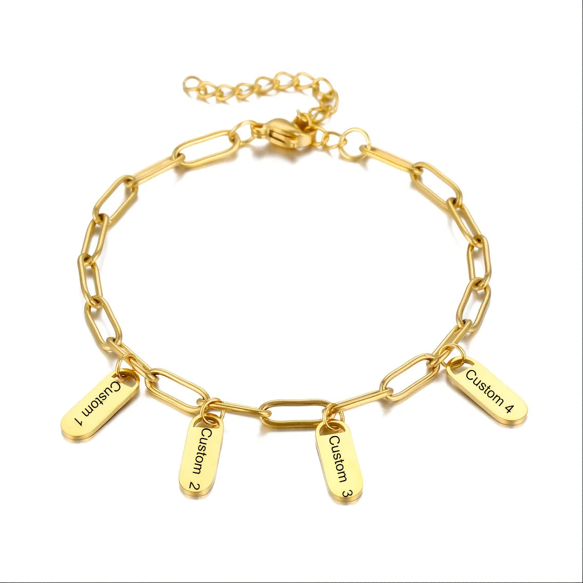 Pulsera de acero inoxidable bañada en oro con nombre, cadena ajustable y cuatro dijes personalizados.