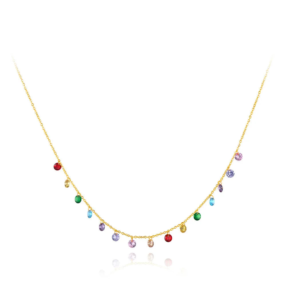 Collar de cadena de oro delicado con cristales CZ coloridos y cuentas de piedras preciosas pequeñas.