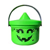 Cubo verde lima brillante en forma de calabaza con asa para recordatorios de fiestas de Halloween.