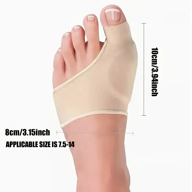 Separador y corrector de dedos de silicona beige aplicado en un pie, mostrando su tamaño y ajuste.