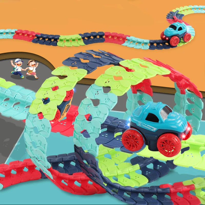 Un set de pista de carreras LED flexible con un coche azul que brilla en la oscuridad y piezas coloridas.