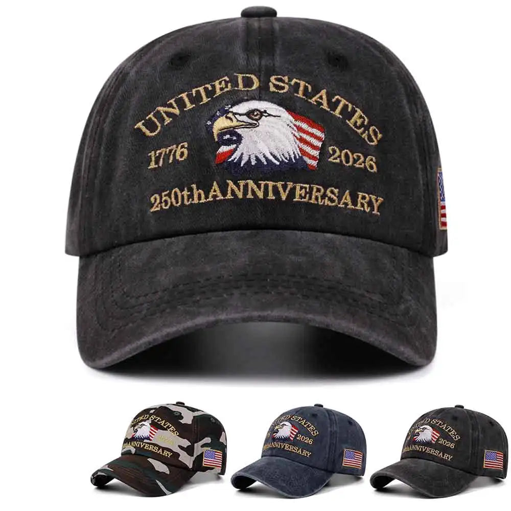 Mörkgrå vintage tvättad basebollkeps med broderad text United States 1776 2026 250th Anniversary